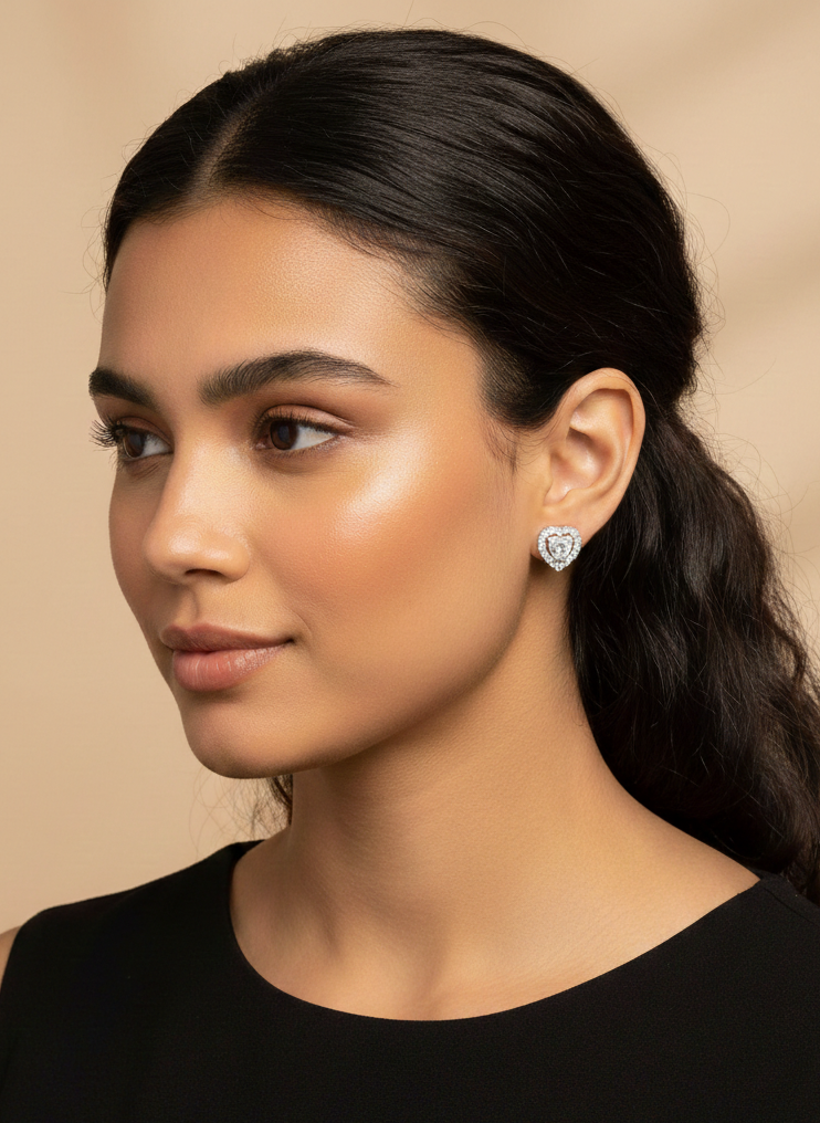 Sparkling Heart: Pavé-Ohrstecker in Herzform