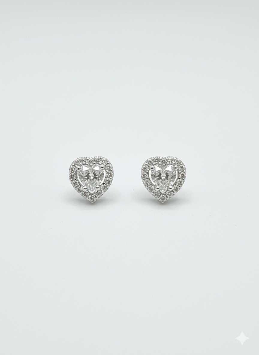 Sparkling Heart: Pavé-Ohrstecker in Herzform
